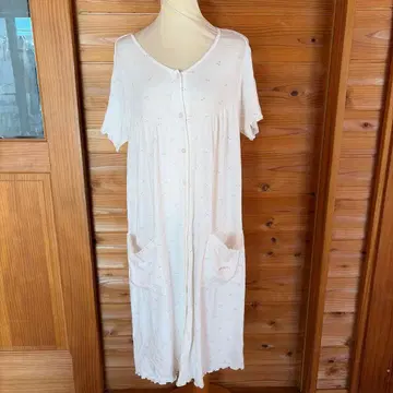 젤라또피케 화이트 버튼 원피스