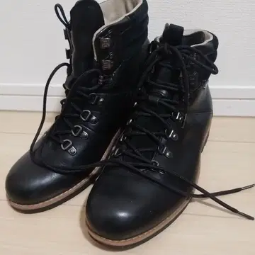 클락스 고어텍스 가죽 부츠 블랙