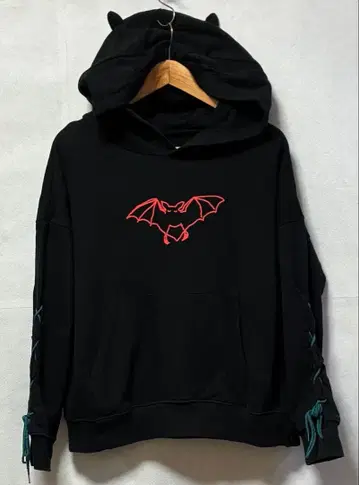 요네즈켄시 박쥐 후드티 M 사이즈