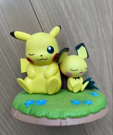 피카츄 피츄 츠쿠로기 타임 피규어