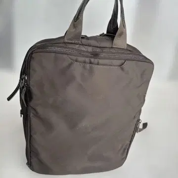 [ 새상품급 ] ACE. 슬리펌 비즈니스 백팩 미들 사이즈 13.3인치