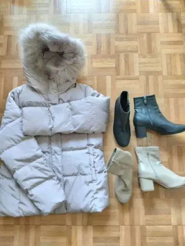 GU 후드 부착 다운 자켓과 부츠 2점