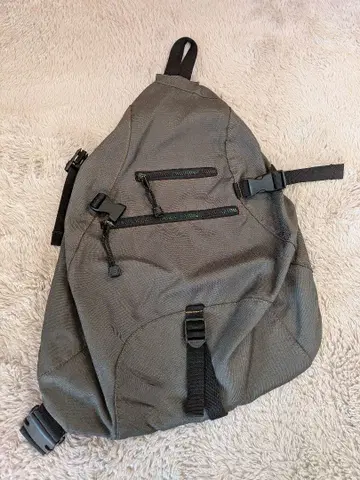 00s GAP 숄더백 올리브