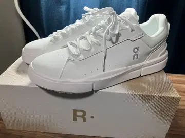 On 온 스니커즈 로저 어드밴티지 화이트 28.0