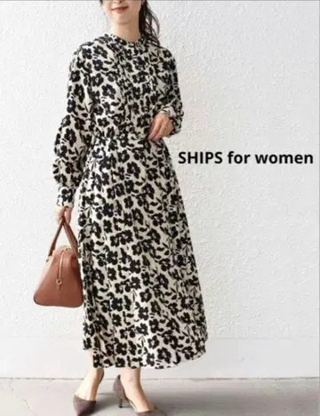 ships 쉽스 꽃무늬 밴드 카라 사이드 플리츠 원피스 24SS