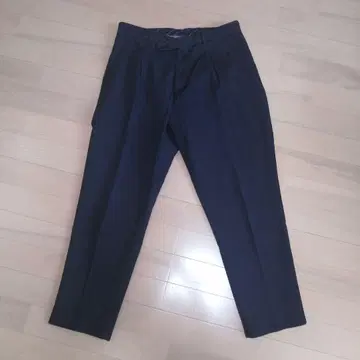 벨위치 시어서커 슬랙스 네이비