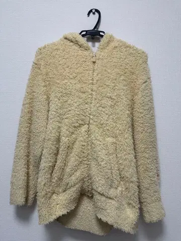 젤라피케 피카츄 상하의 세트