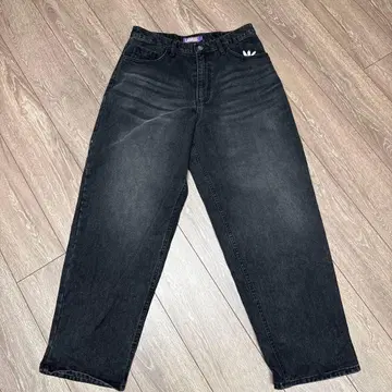 LABROS 블랙 와이드 데님 팬츠