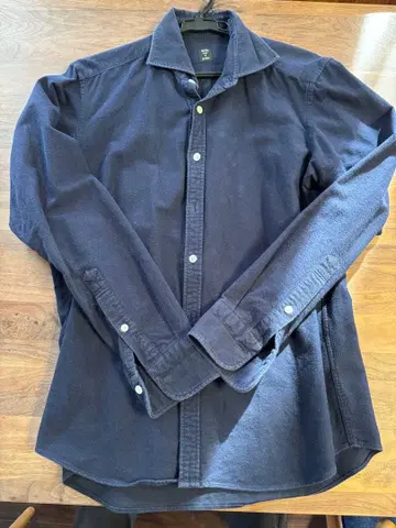 Brilla per il gusto 네이비 긴팔 셔츠