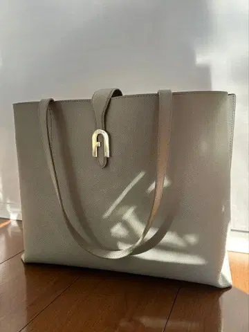 FURLA 소피아 L 토트 카키
