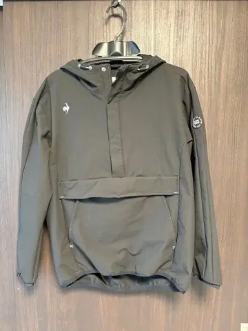 르꼬끄 스포르티브 골프 후드 부착 자켓 팬츠 세트