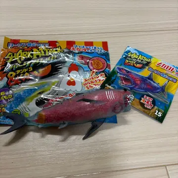 안도코 메갈로돈 로손 한정판 레어 XXL 샤크 어택