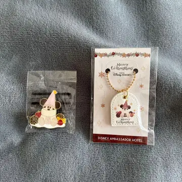 릴린린 핀 배지 하이피리온 라운지 참