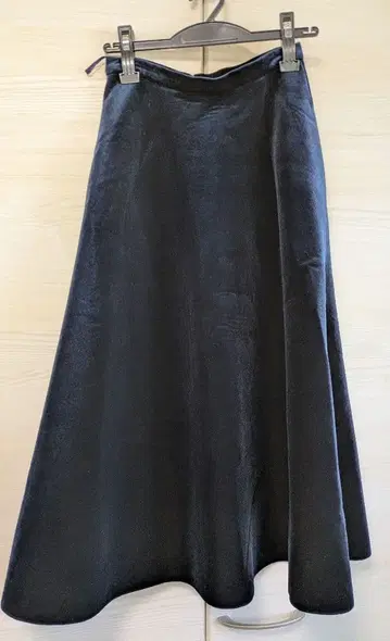 르쉘블루 Velvet Long Skirt 34 벨로아풍 네이비