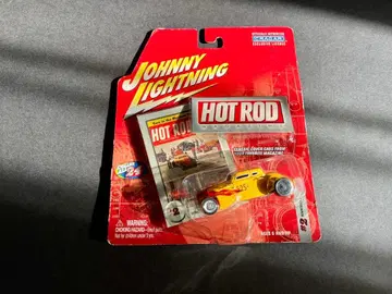 조니 라이트닝 HOTROD 본네빌 스피드 쿠페