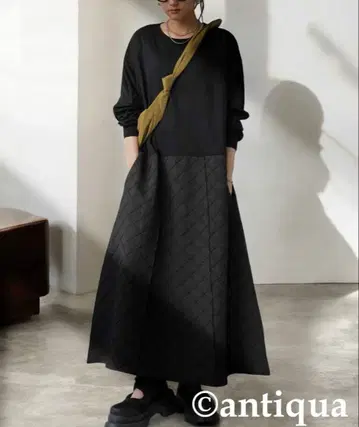 [antiqua] 시착만 한 상품 도킹 디자인 원피스 [안티카]