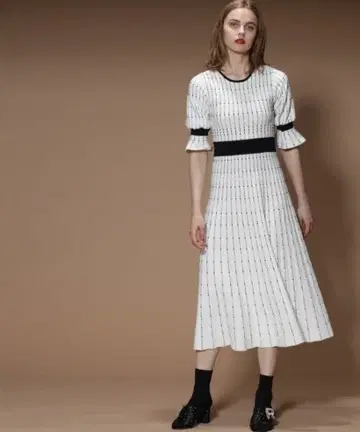 [ 그레이스 콘티넨탈 ] 니트 롱 원피스