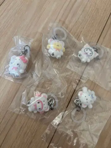 산리오 캐릭터즈 메지루시 액세서리 복슬복슬 스노우 5종