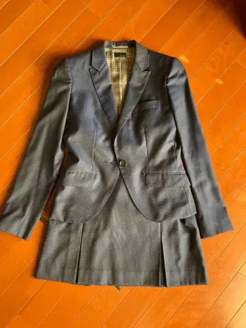 ONLY 네이비 스커트 수트