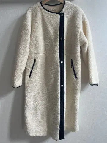 [ 새상품급 ] ROSE BUD 보아 자켓 코트 아이보리