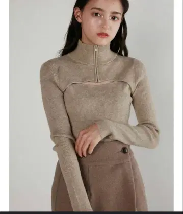 MURUA 하프 지퍼 컷 니트 베이지