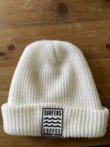 SURFERS COFFEE 니트 모자 화이트