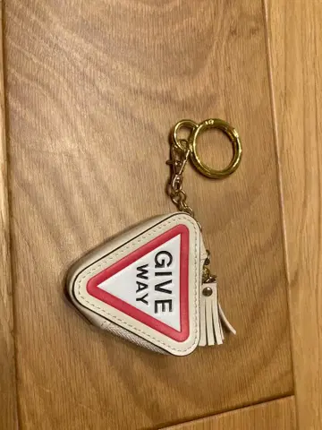 초비품 라빠르망 GIVE WAY 키링 GOOD GRIEF