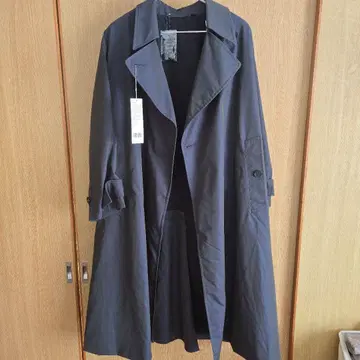 [택 포함 새상품] 유니클로 U 트렌치코트 남녀 공용 M