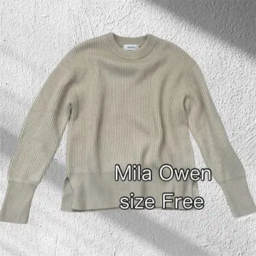 Mila Owen 베이지 리브 니트 스웨터 새상품급