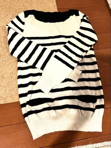 Joseph 캐시미어 100% 보더 스웨터 니트