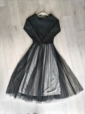 택 포함 새상품 프로포션 니트 절개 튤 롱 원피스 블랙