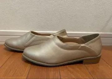 live in comfort 하마지와 콜라보 슬립온 샴페인 23.0