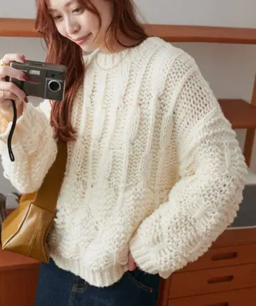 새상품급 DISCOAT 짜임 절개 풀오버