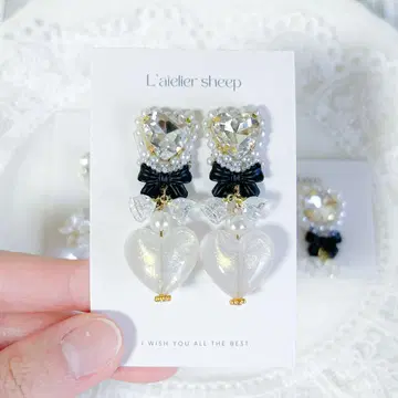 핸드메이드 귀찌 귀걸이 크리스마스 비쥬 펄 리본 블랙