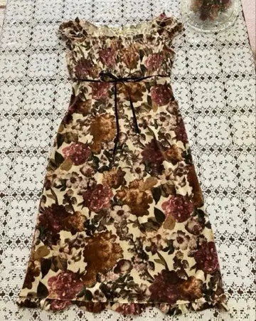 레스트로즈 벨로아 꽃무늬 원피스