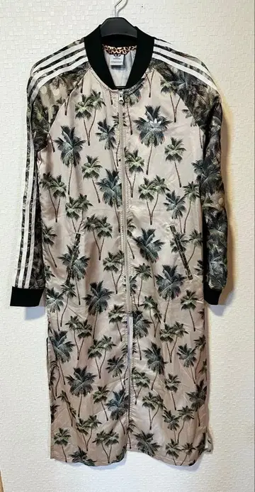 팜트리 패턴 집업 자켓