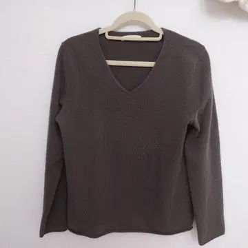 GALERIE VIE 캐시미어 100% V넥 니트