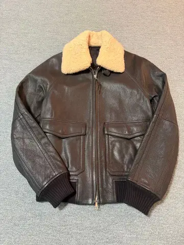 프리티 그린 레더 봄버 자켓 사이즈 2