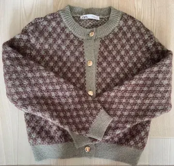 ZARA 체크 무늬 니트 가디건 M