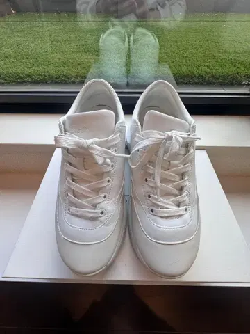 FILLIN SYPHON 통굽 스니커즈 쉬폰 26cmB