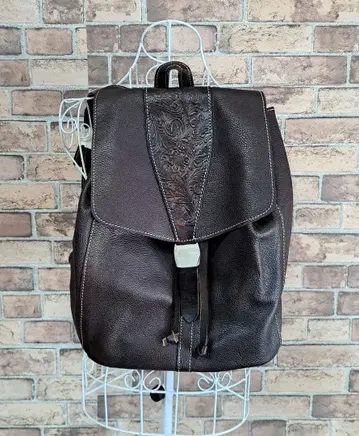 다크 브라운 백팩 레트로