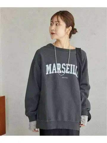 SLOBE IENA MARSEILLE 로고 맨투맨 1128R