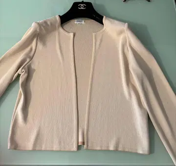 FOXEY 가디건 사이즈 40 베이지