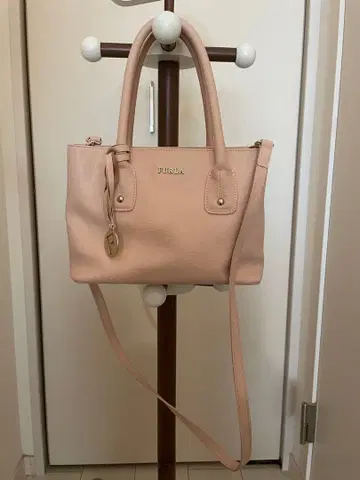 FURLA 핸드백 (숄더 가능)