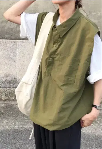 오픈 카라 아노락 베스트