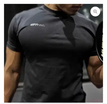 DIFFERENT SLIM FIT T-SHIRT