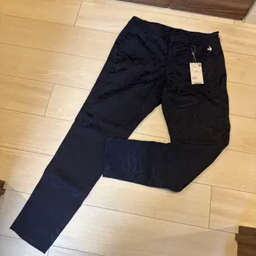 르꼬끄 골프 팬츠 네이비 파도 무늬 팬츠 82