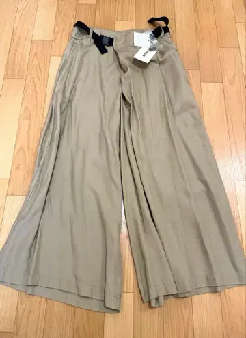 ZUCCA 베이지 가우초 팬츠