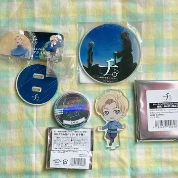 지구의 운동에 대하여 라파우 캔뱃지 아크릴 스탠드 4개 세트