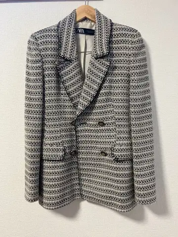 ZARA 테일러드 자켓 화이트 블랙